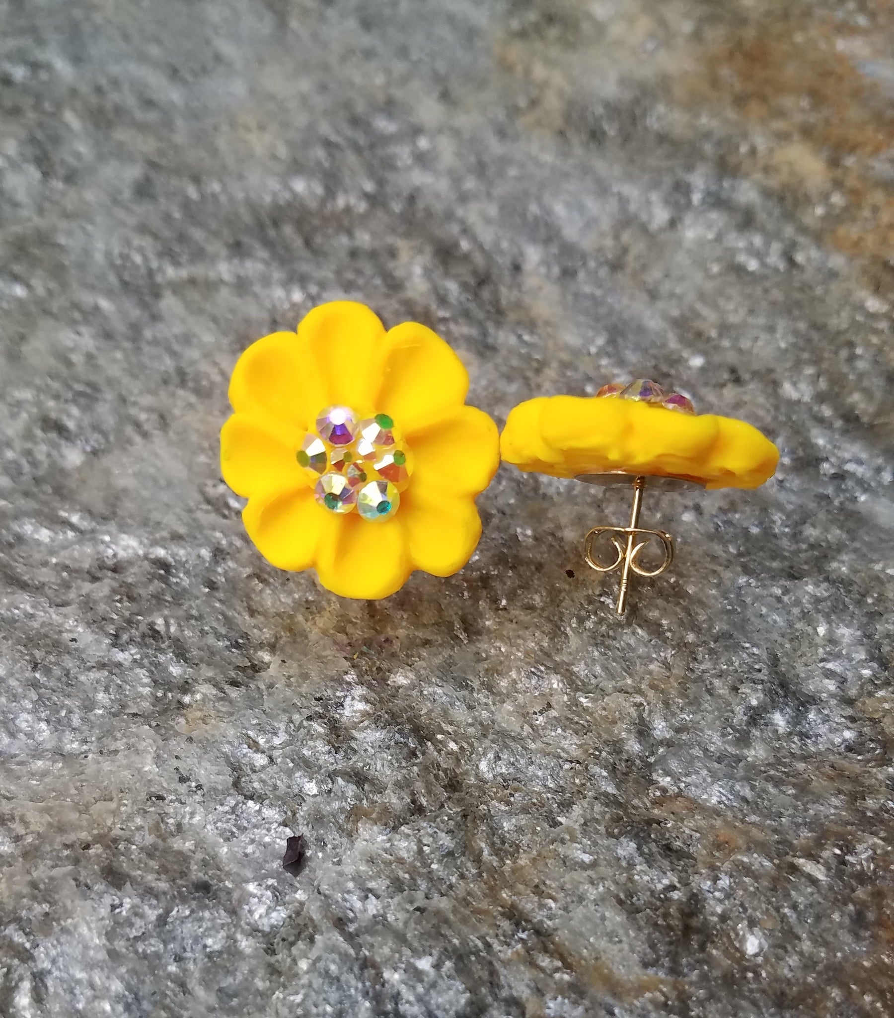 Swarovski Daisy Stud