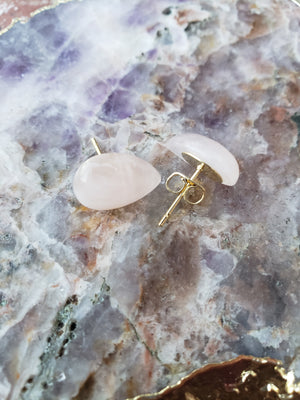 Teardrop Rose Quartz Stud