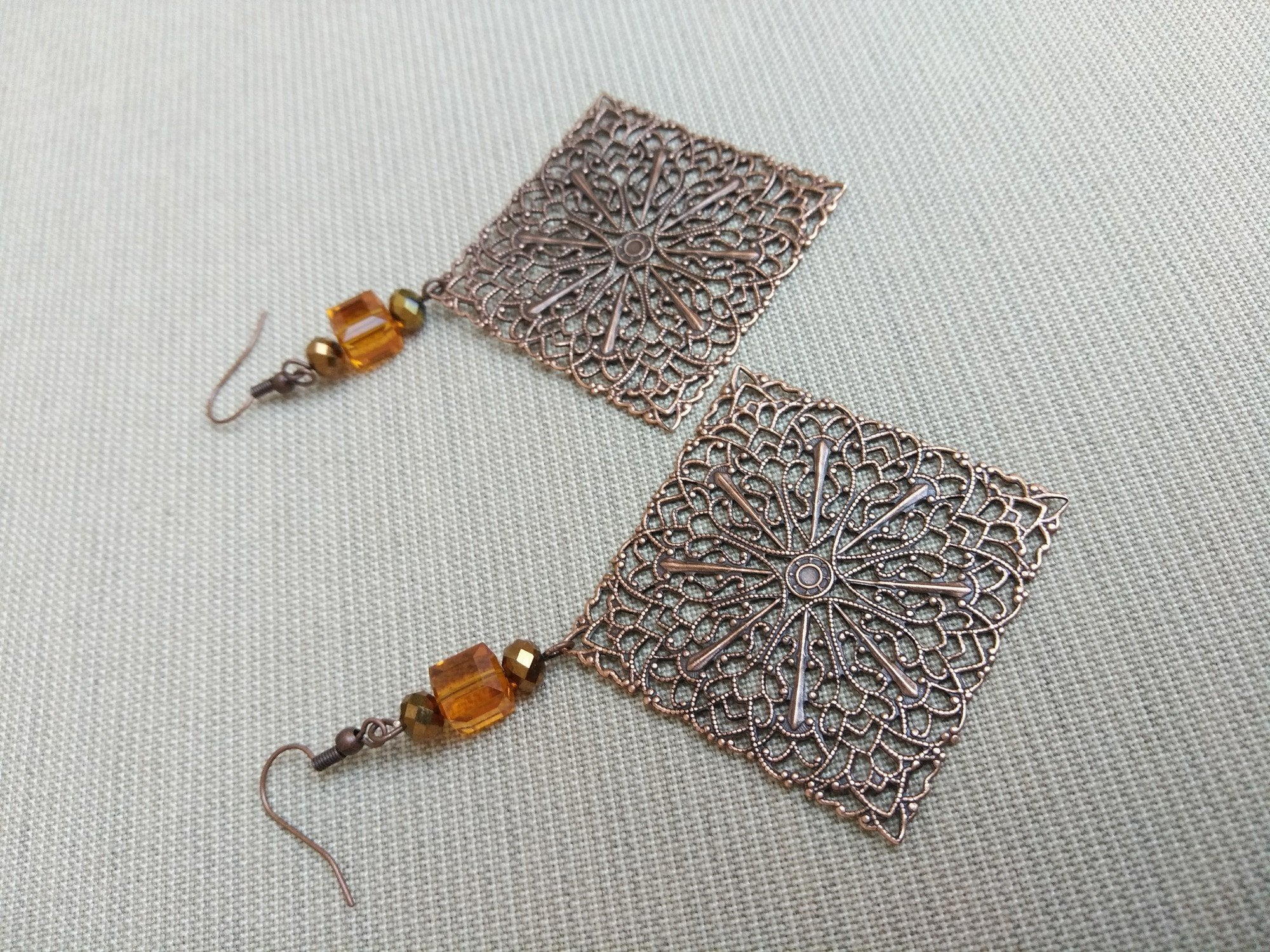 Antique Lace Swarovski Crystal Earring