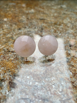 Dot Rose Quartz Stud